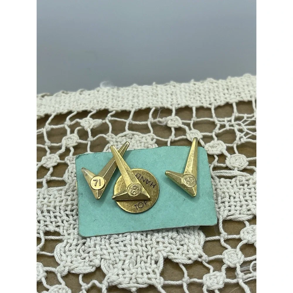 Vintage 1969 &1971 UAW United Auto Workers Check Mark Union Gold Tone Lapel Pin